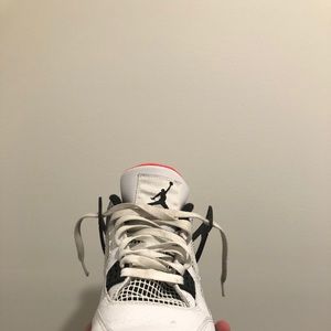 Jordan 4